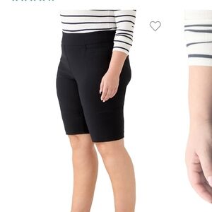 Kim Rogers Black Pull-On Bermuda Shorts